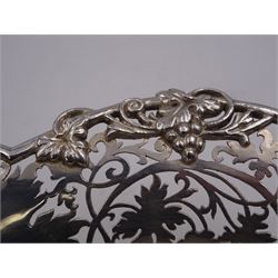 Modern silver Britannia standard fruit bowl, of lobed circular form, with applied and pierced fruiting vine decoration throughout, upon three bracket feet, hallmarked 1966, maker's mark BSC