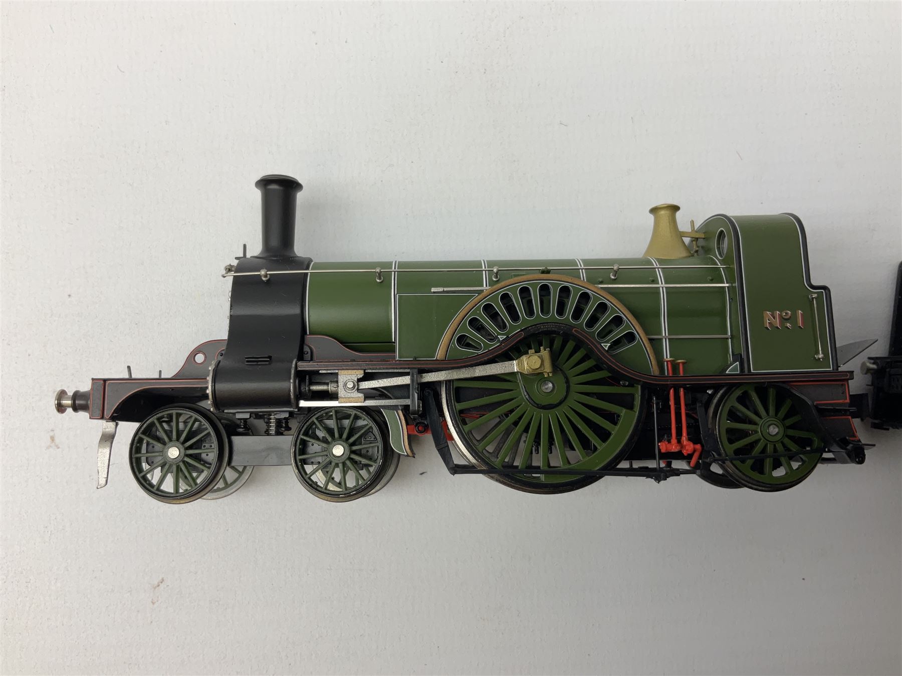Rapido Trains Railway Museum '00' gauge' GNR Stirling Single No. 1