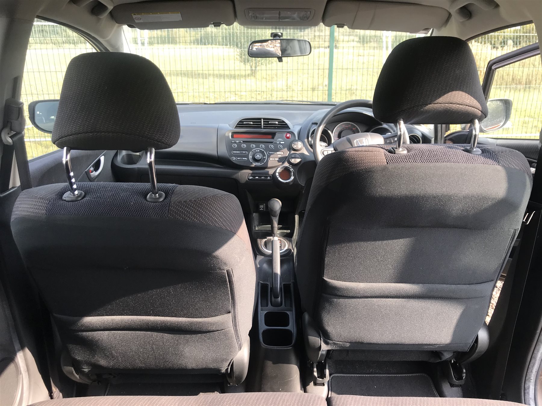 2012 Honda Jazz 1.4 i-VTEC ES CVT. 5 doors, automatic transmission, petrol, climate control, electric windows. 32,000 miles from new. Alloy wheels. No V5 present, No MOT. From local estate.