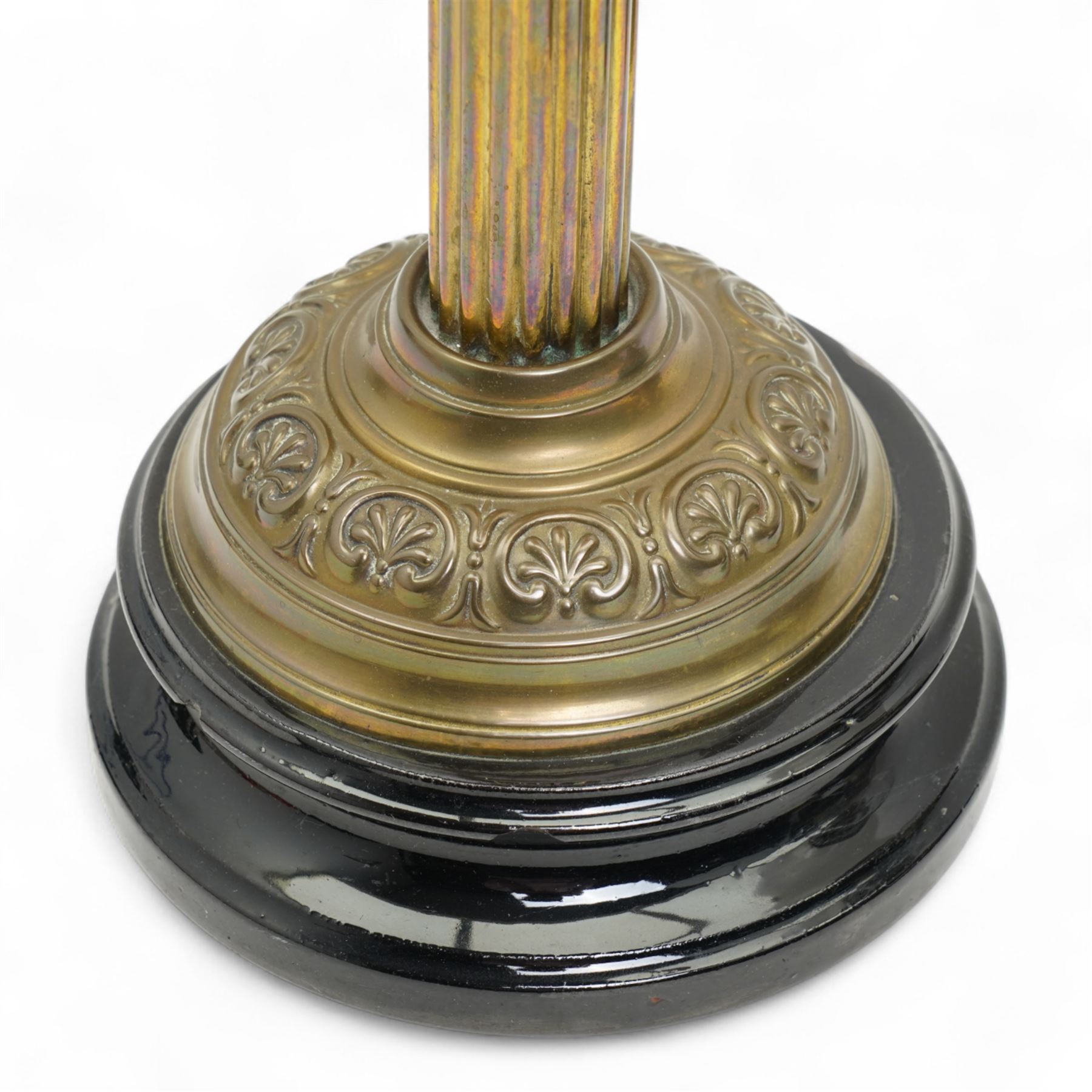 Victorian brass column table oil lamp with pink glass reservoir and etched shade H61cm and a smaller lamp with opaque shade