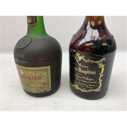 Mixed alcohol including, Carte Noire Cellien des Dauphins 1990 red wine, 75cl 13.5% vol, Dujardin Golden Keys blended grape brandy, contents and unknown proof, Special Reserve fine Scotch whisky, 1l, 43% vol and two others of various contents and proof 