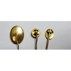  Georgian rose gold and enamel mourning stick pin 'Mary Pickard ob 28 Feb 1780 aged 71'  and diamond and pearl stick pins  
