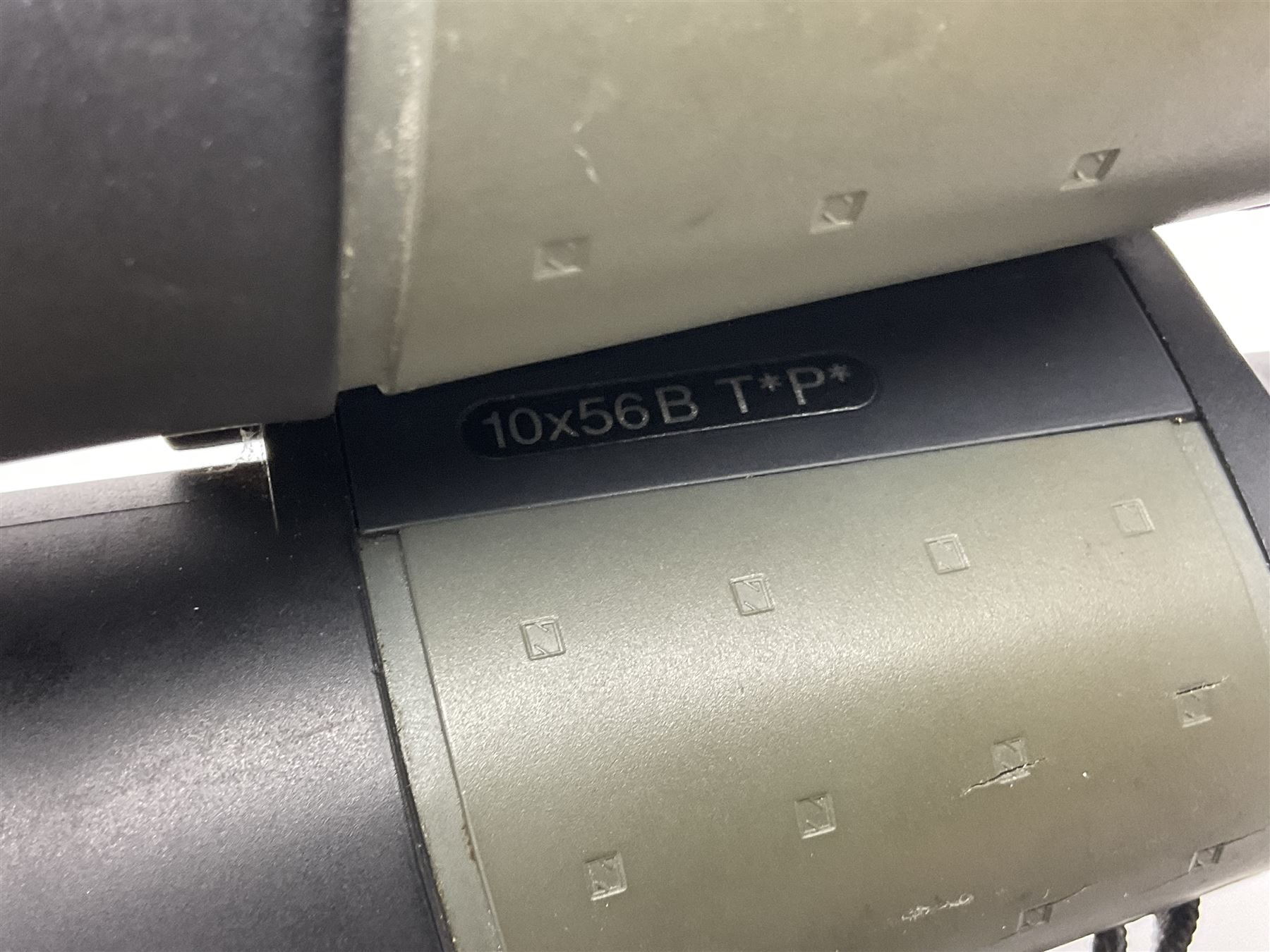 Zeiss Binoculars '10x56B T P', serial no. 2008602