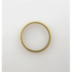  18ct gold band hallmarked approx 3.5gm  