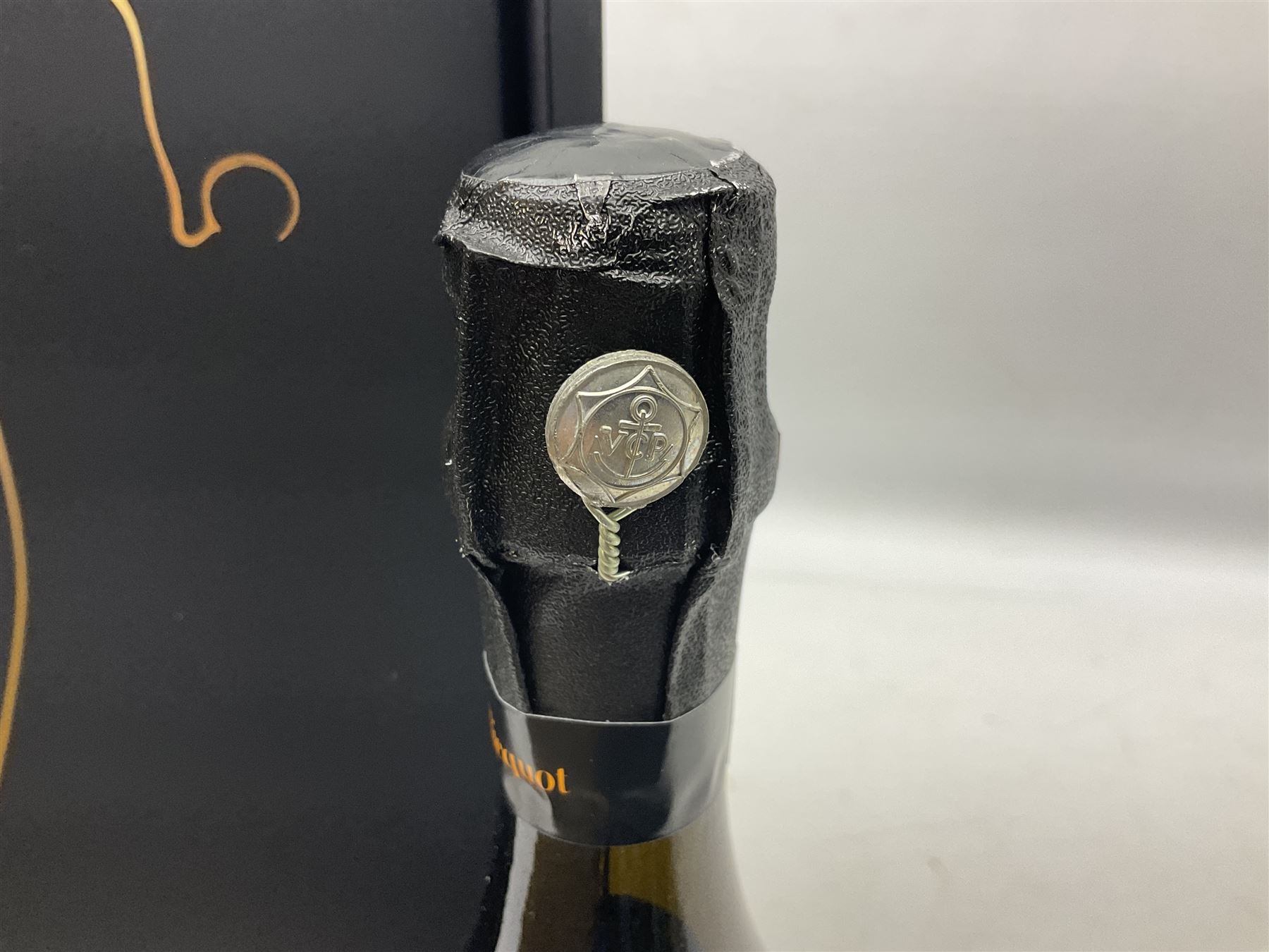 Veuve Cliquot, 2008, La Grande Dame 2008 champagne, 750ml, 12.5% vol,  boxed