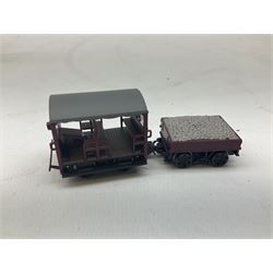 Bachmann Branch-Line '00' gauge -Rolling stock to include 14 Ton Tank Wagon 'Crosfield Chemicals', 5 Plank Wagon 'David Parsons & Sons', 12T Ventilated Van LNER Oxide, 5 Plank Wagon 'Joshua Gray', 12 Ton Planked Ventilated Van BR Brown, Wickham Trolley Car and others (17)
