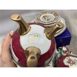 Large collection of ceramics, to include Regal ceramics eggs, Grafton tea trio, Lurpak toast rack, butter dish and egg cups, etc in three boxes 