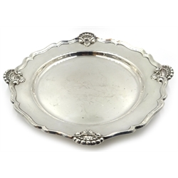 American silver tray by F M Whiting import marks, London 1915 approx. 31oz  