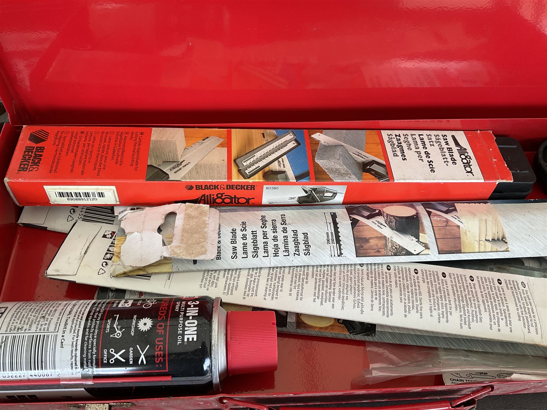 Set of four electric reciprocating saws with maintenance kit, DeWalt DW390, Black and Decker BD380 and Nutool - THIS LOT IS TO BE COLLECTED BY APPOINTMENT FROM DUGGLEBY STORAGE, GREAT HILL, EASTFIELD, SCARBOROUGH, YO11 3TX