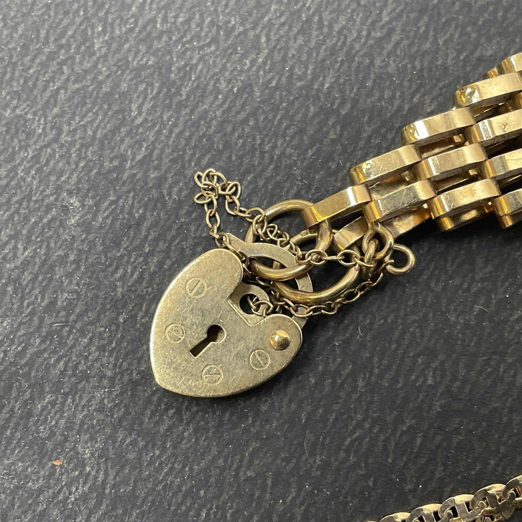9ct gold jewellery, including gate bracelet, cross pendant, hoop earrings, two chain necklaces and a sapphire pendant necklace
