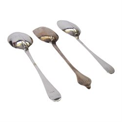 Two 18th century American silver Hanovarian pattern tablespoons with rat tail bowls, the first example marked for Joseph Edwards, Boston MA, L18.5cm, the second marked for Jonathan Clarke, Newport RI, L20cm, together with an 18th century American silver dog nose spoon with rat tail bowl, marked for Thomas Edwards, Boston MA, L19cm, 


