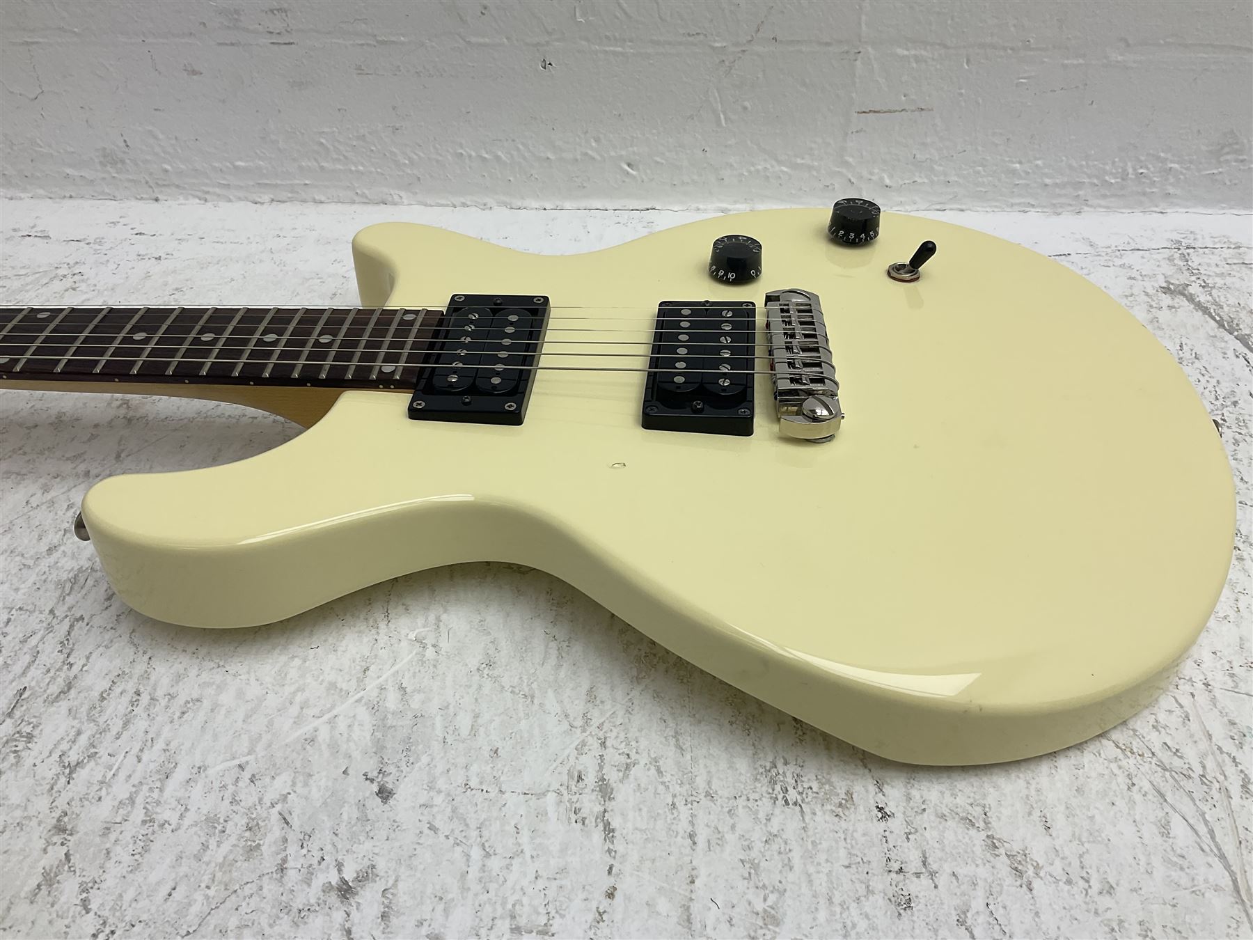 SG Junior Music Drive C19905 electric guitar serial no.911120 L99cm