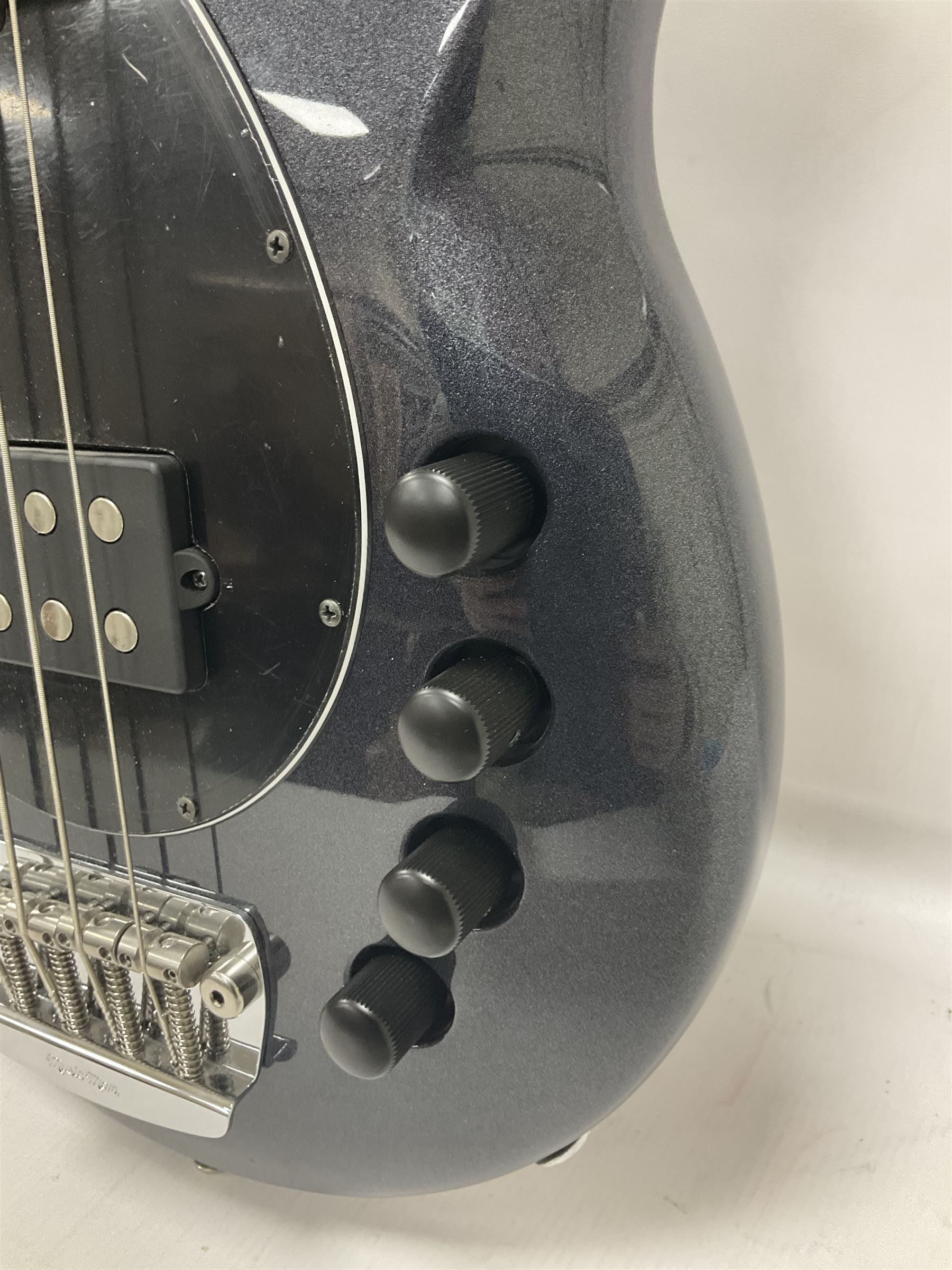 Music Man Bongo 4 string bass guitar, in sapphire black finish, serial no F42547, in black Music Man hard case, guitar L113cm