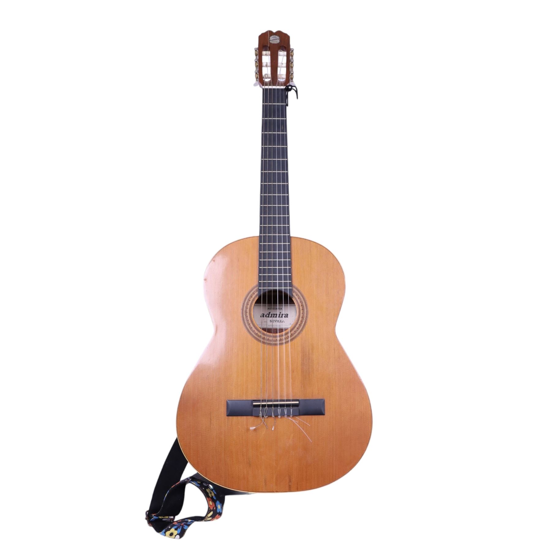Admira Sevilla classical guitar, L100cm