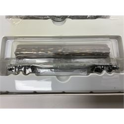 Trix Minitrix 'N' gauge - No.11612 SETG Lumber Transport Train; boxed