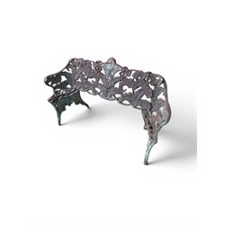 Victorian naturalistic design heavy cast iron garden bench, well defined fern pattern curved back-rest with arms, lacking seat slats for restoration