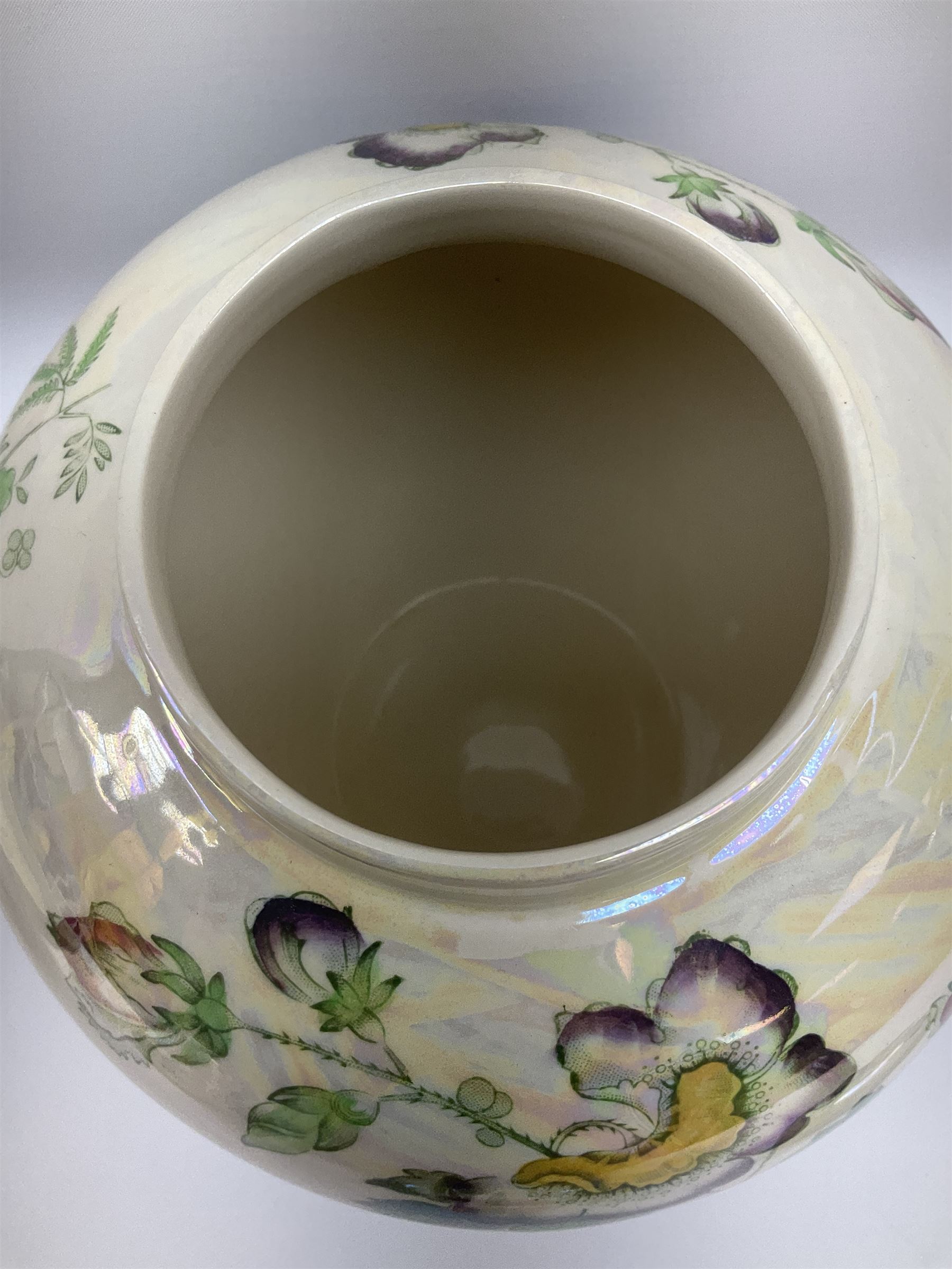 Five pieces of Masons Ironstone 'Paynsley' pattern lustre ware, comprising large ginger jar and cover, footed bowls, two jugs, and pin dish