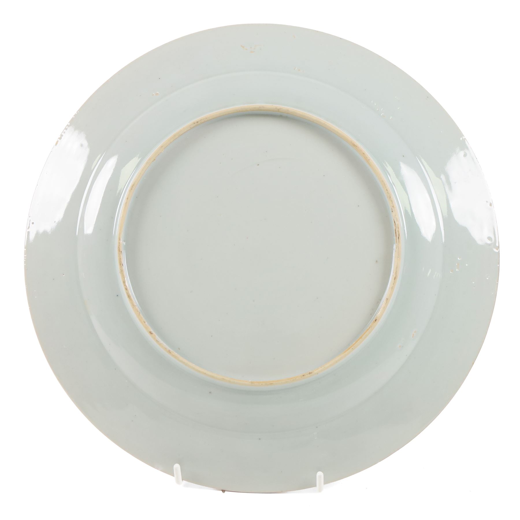 Two 18th century Chinese blue and white plates, comprising octagonal example with figural scene to centre and a larger circular example decorated with a garden scene, largest D27.5cm