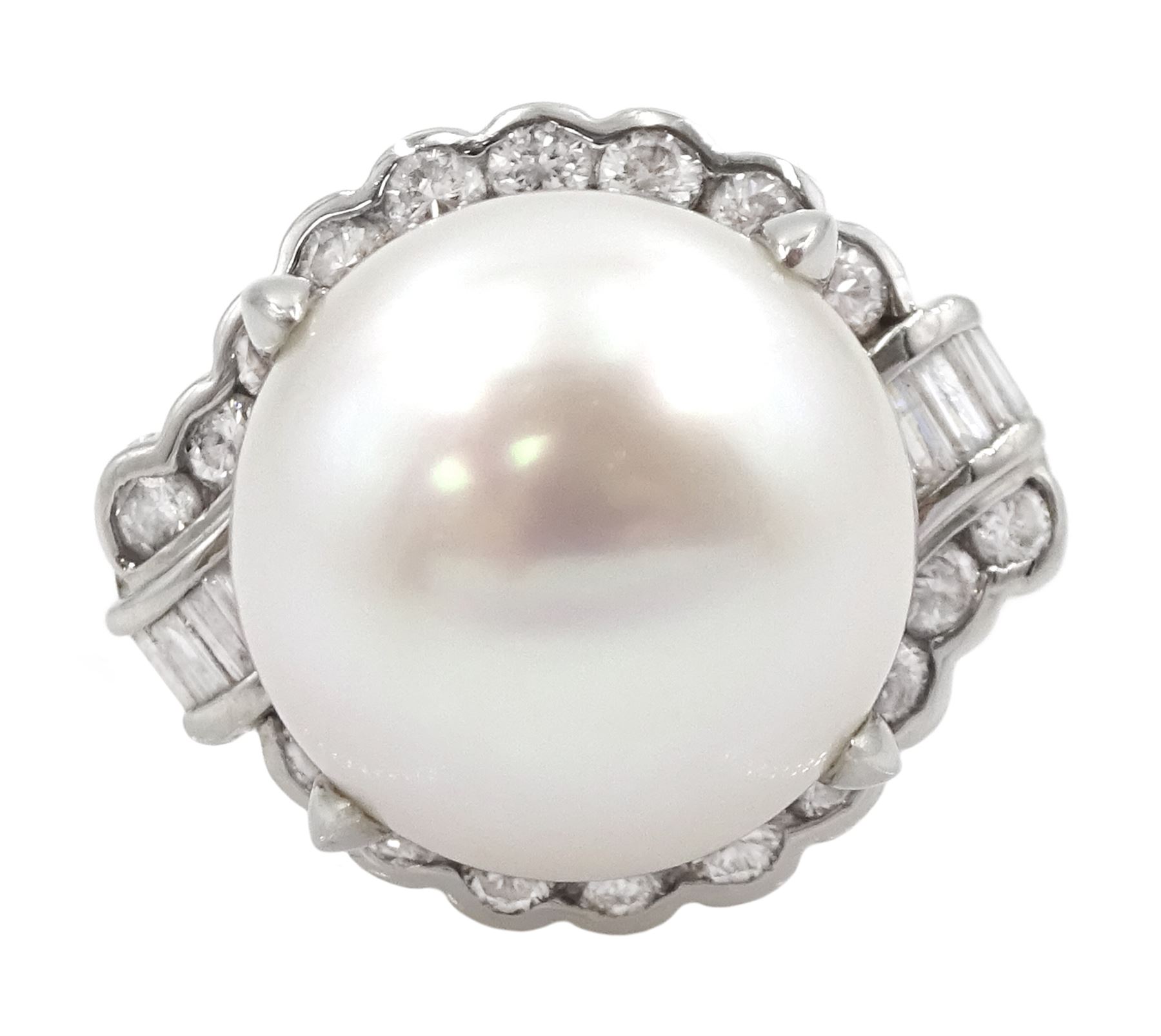 Platinum large south sea pearl ring, with baguette and round brilliant cut diamond surround, stamped Pt900, with World Gemological Institute report