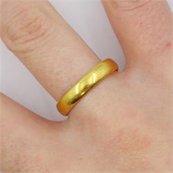 22ct gold wedding band engraved 'Lucky' on inner band, Birmingham 1966