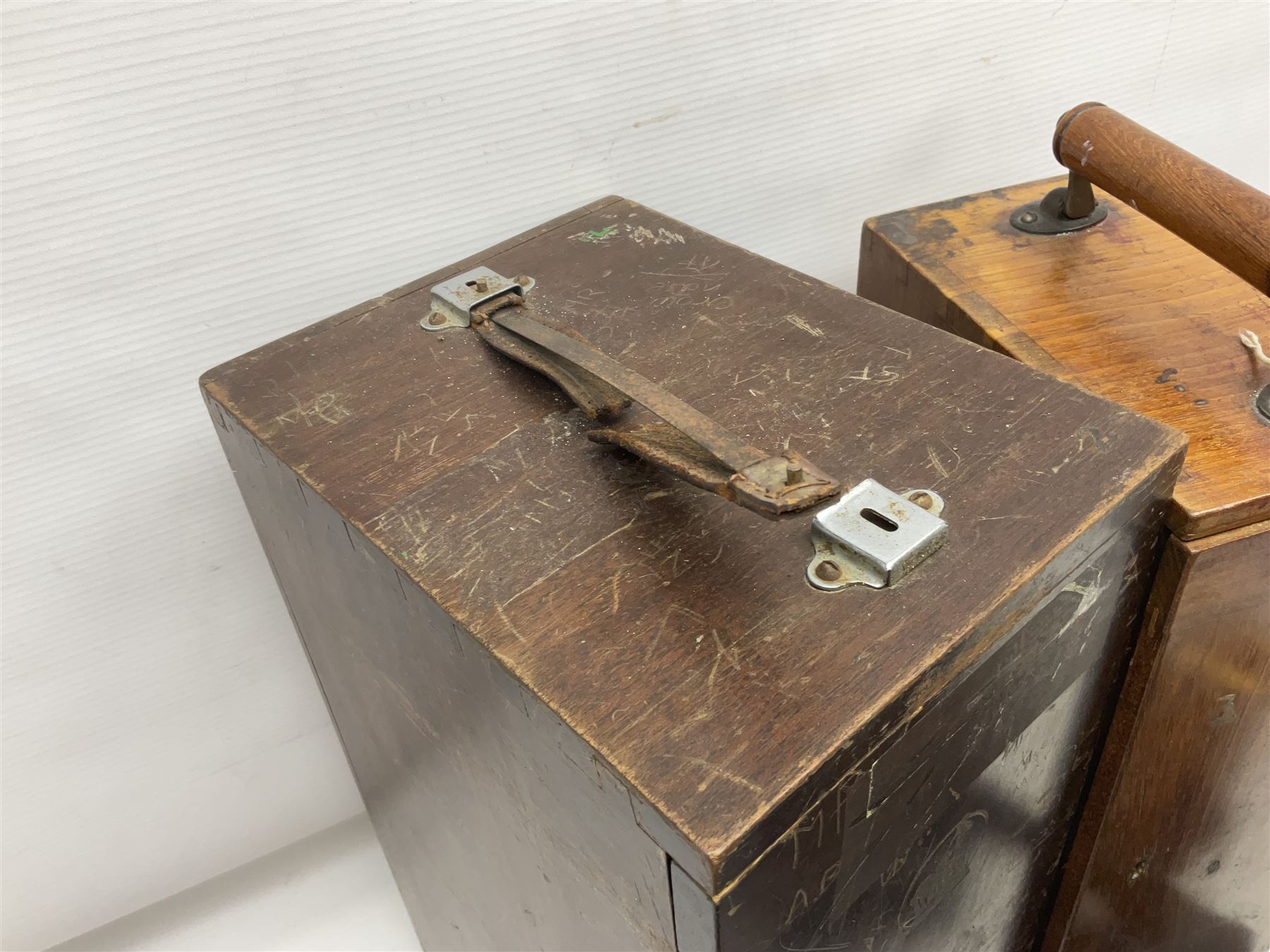 20th century W. Watson & Sons Kima microscope no. 118396 in original oak box, together with W. Watson & Sons Praxis microscope no. 18360, in original box  