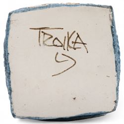 Troika marmalade jar decorated with geometric panels on an incised blue ground, the base signed with initials for Louise Jinks H9.5cm