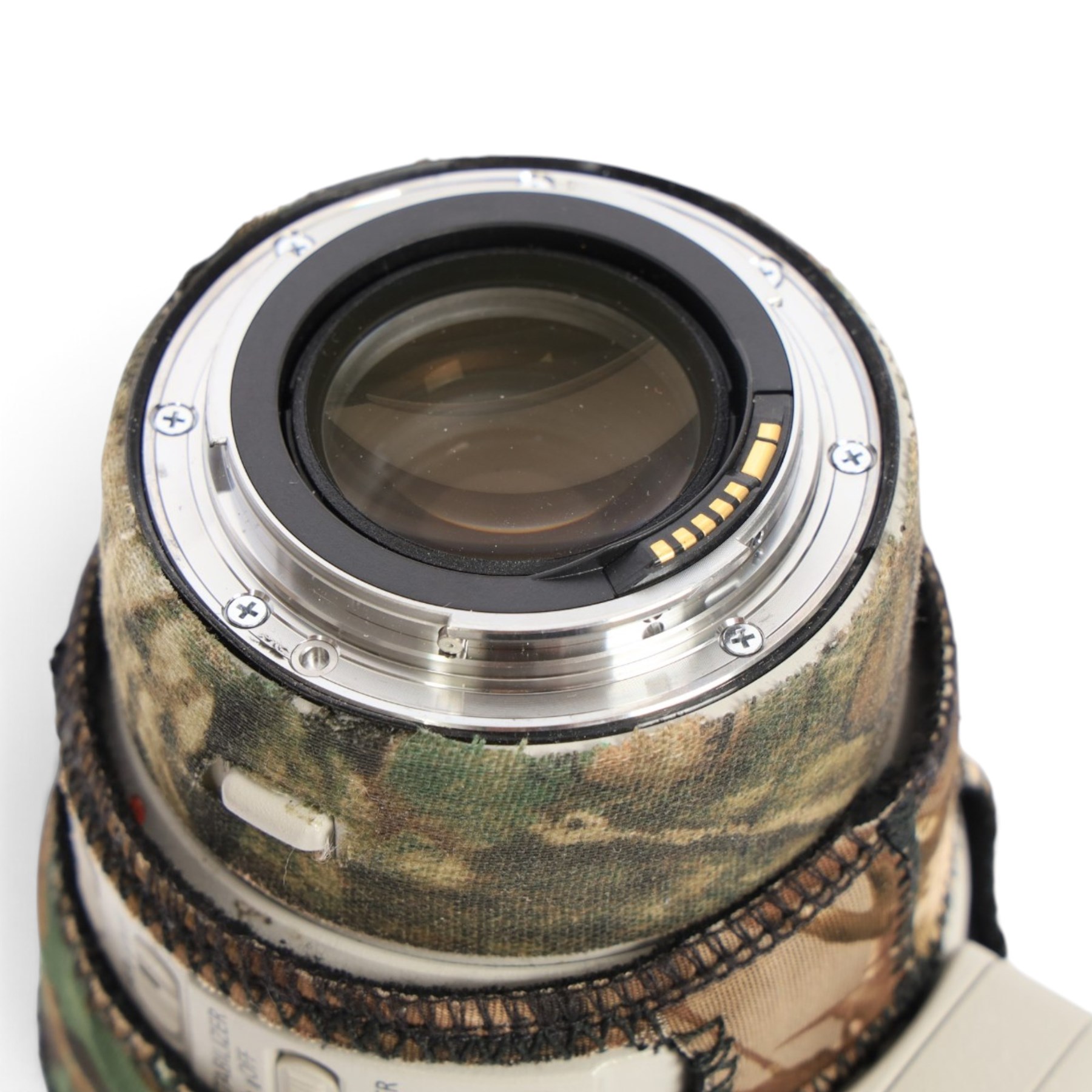 Canon EF 100-400mm f/4.5-5.6L Image Stabilising Ultrasonic camera lens serial no. 4710001538, with camouflage cover and lens case, boxed with instructions