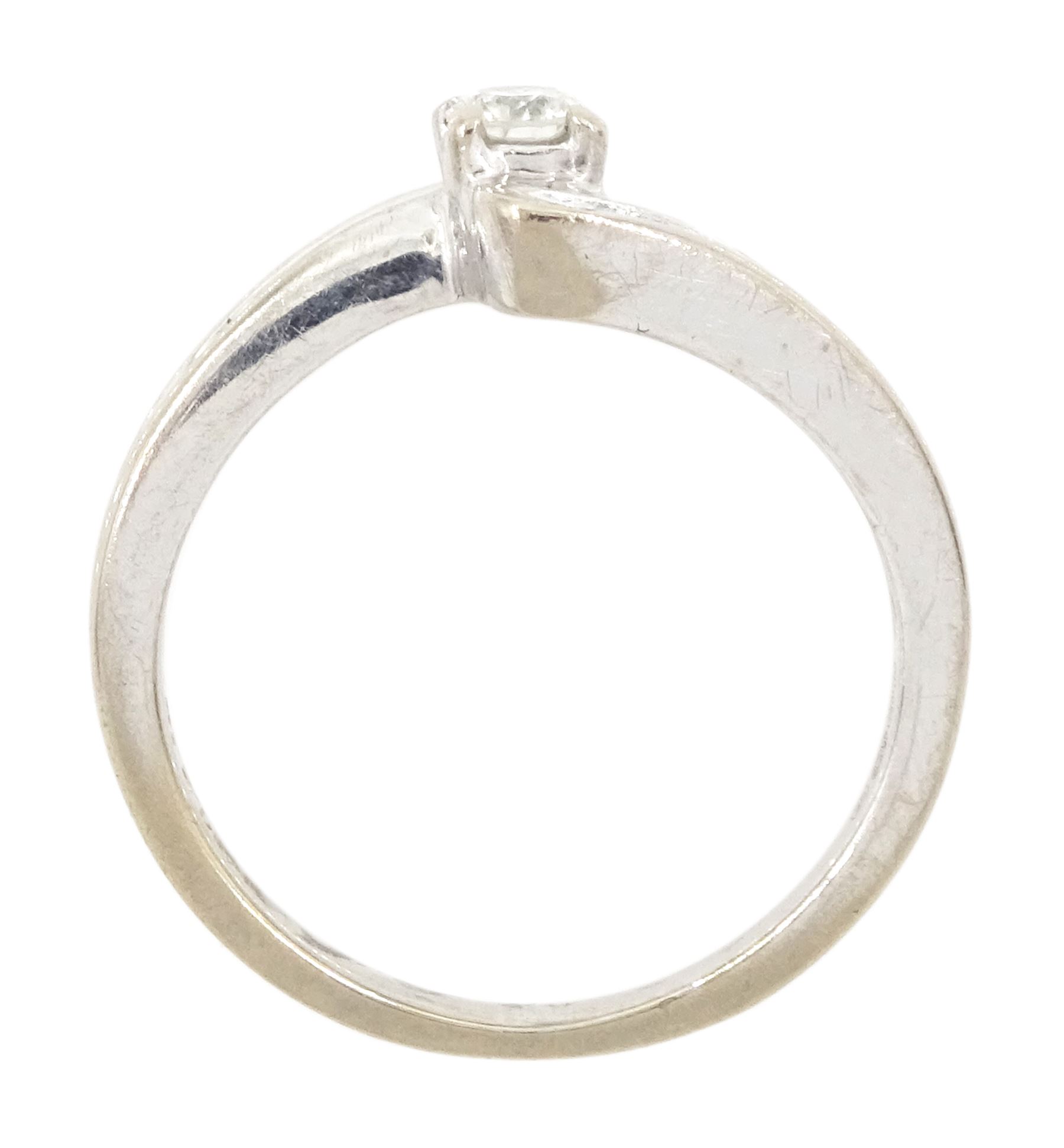 18ct white gold single stone round brilliant cut diamond ring, with diamond set shoulders, hallmarked, total diamond weight 0.25 carat