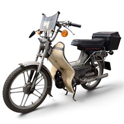 Steyr - Daimler Puch A.G. maxi supreme autolube, moped, 49cc D406 LAT