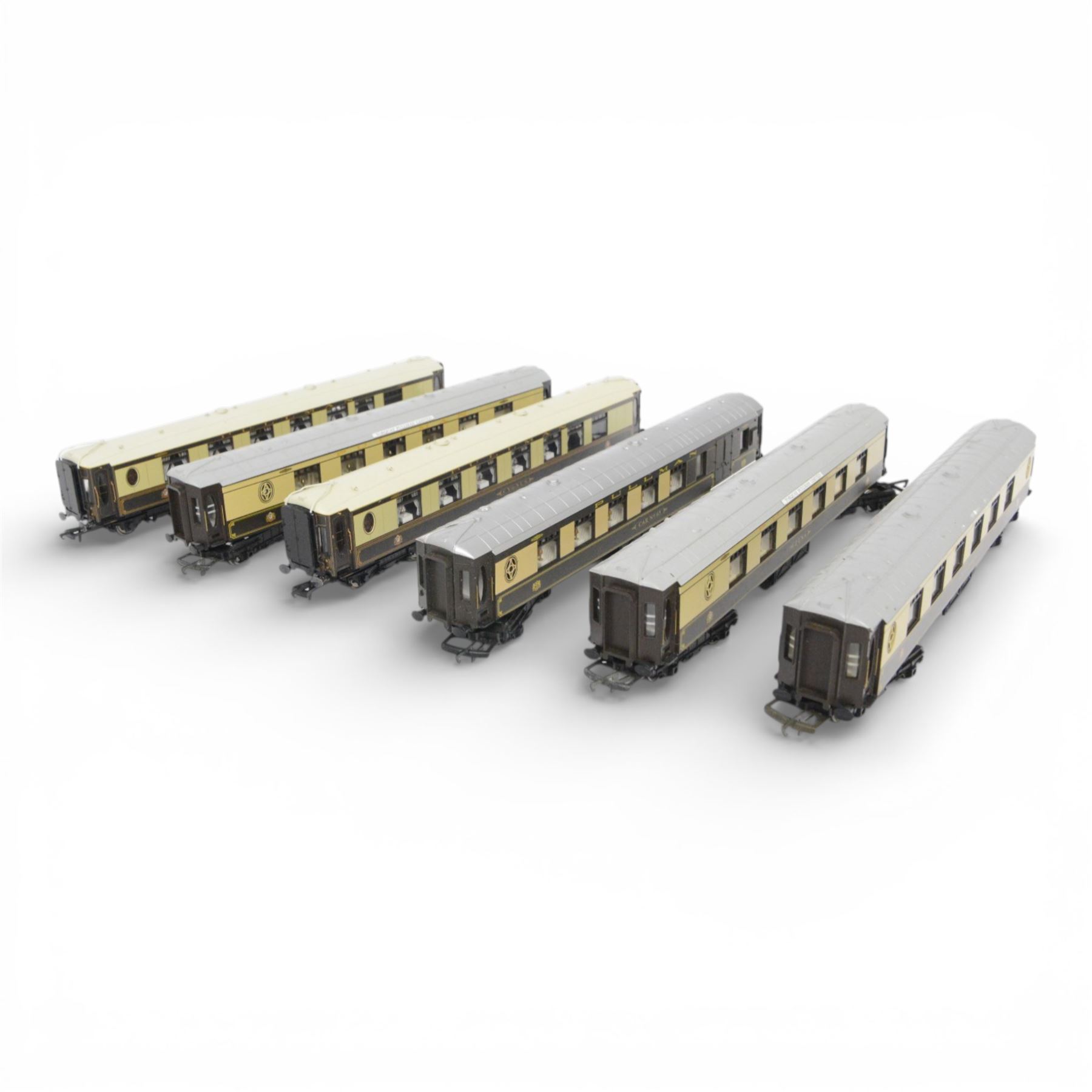 Six Hornby 00 gauge Pullman 1st class carriages, comprising Minerva, Juana, Cygnus, Zena, Evadne and car no. 65, unboxed