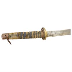 Japanese Shin Gunto Sword, with 70cm steel single edged blade, in green metal scabbard, overall L92cm