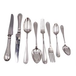 Modern Continental silver Hanoverian pattern cutlery for two place settings, to include two table forks, two silver handled knives, two table spoons and two other spoons, stamped DB 800