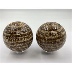 Pair of aragonite spheres, D7cm
