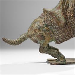 Chinese archaistic bronze wine vessel, Shang dynasty style but 20th century, W25cm; together with a Tang dynasty style model of a rearing horse, H17.5cm (2)