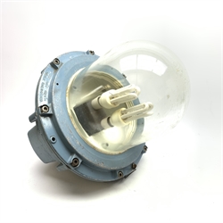  Victor ship's bulkhead light, type no.3