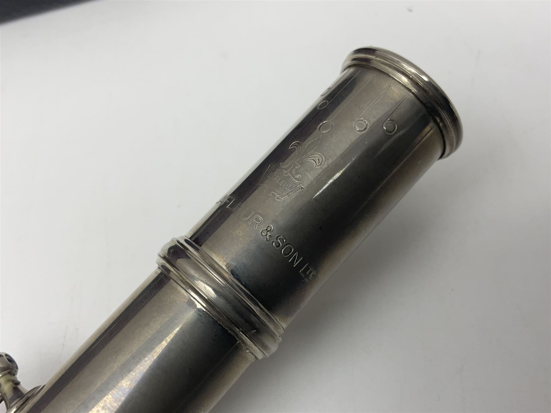 Lafleur three-piece flute, serial no.3357; in fitted carrying case
