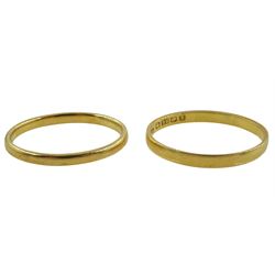 Two 22ct gold wedding bands, hallmarked, approx 4.4gm