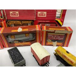 Hornby '00' gauge - GWR Branch Passenger train set; boxed; six boxed and three unboxed wagos; Hornby Dublo Deltic Type diesel Co-Co locomotive, Royal Mail TPO carriage and nine wagons; quantity of track etc