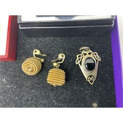 9ct gold cubic zirconia ring, Baccarat glass ring, silver jewellery, large collection of costume jewellery including Burberry brooch, Monet earrings and Esso England World Cup Squad tokens