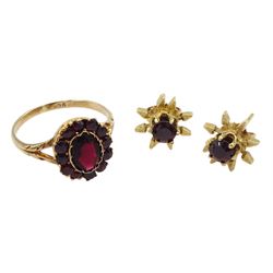 Gold garnet cluster ring, stamped 9ct and a pair of gold garnet cluster stud earrings