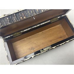 19th century elk horn and cedar wood box, with carved finial, H12cm, L27cm