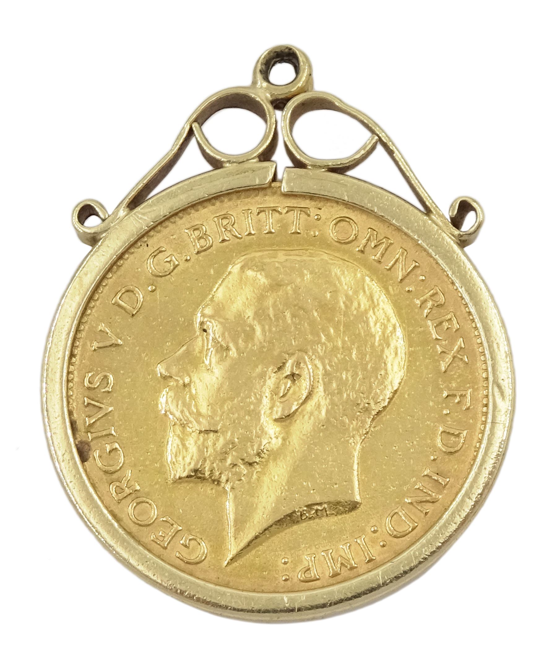 King George V 1912 gold half sovereign coin, loose mounted in 9ct gold pedant