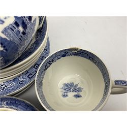 Wedgwood of Etruria blue and white willow patterned tea and dinner wares, to include lidded tureens, dinner plates, teacups, jugs etc