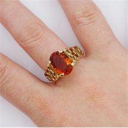 9ct gold single stone oval cut citrine ring, Sheffield 1976