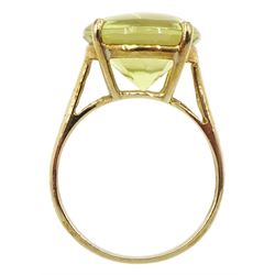 9ct gold single stone round citrine ring, hallmarked 