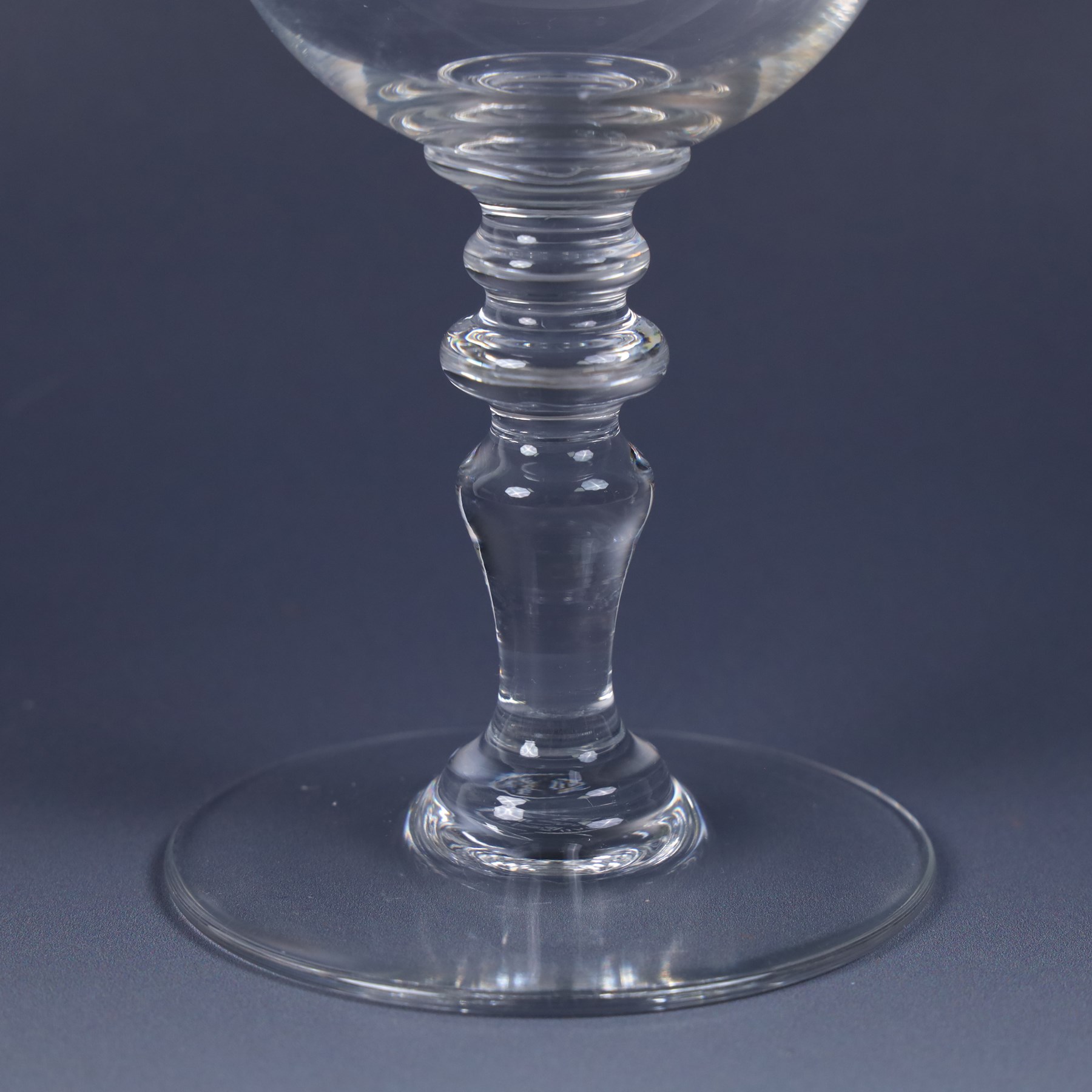 Set of eight Baccarat wine glasses, H18cm