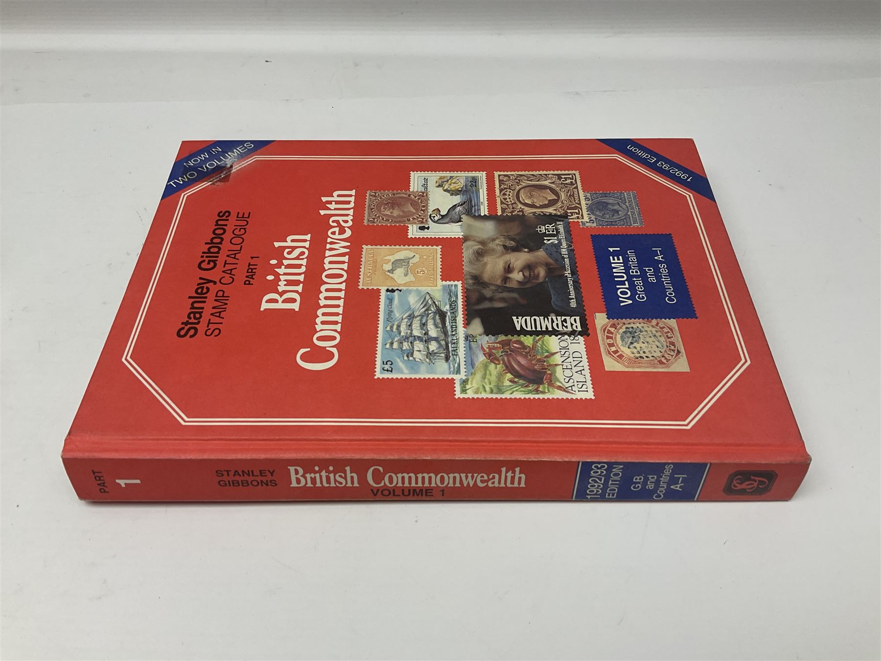 Great British and World stamps, including Queen Elizabeth II issues, first day covers, miniature sheets, Egypt, Finland, France, Greece, Honduras, Hungary, India, Italy, Poland etc, housed in various albums, folders and loose, in one box