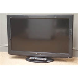  Panasonic TX-L32S20B LCD TV with remote (This item is PAT tested - 5 day warranty from date of sale)  
