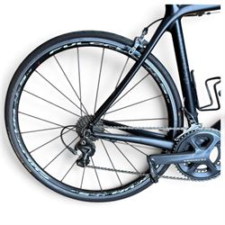 Wilier - Izoard XP bicycle, continental tyres, 2x11-speed, medium along with mixed accessories 