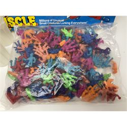 1980s Mattel M.U.S.C.L.E. creatures - one hundred and sixty loose figures and #4 Cosmic Showdown Set box